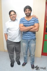 Pilla Nuvvu Leni Jeevitham Movie Song Launch at Radio Mirchi